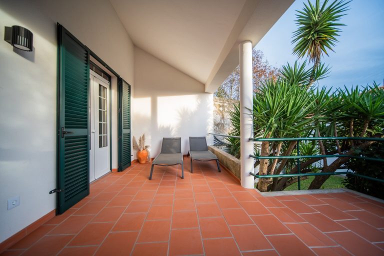Casa 1B: Covered private terrace
