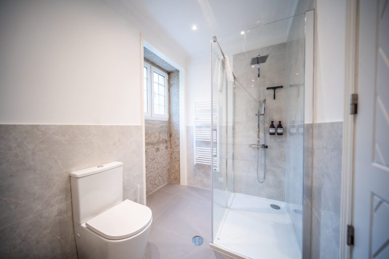 Casa 3: Bathroom with shower