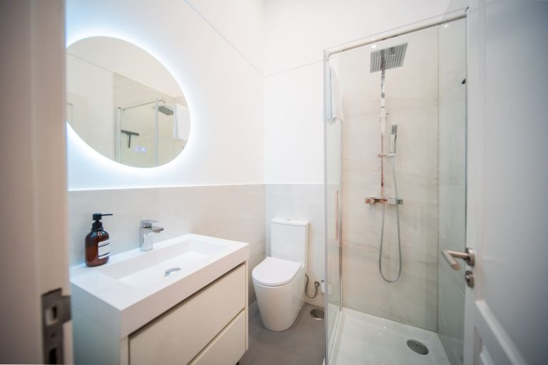 Casa 4: Bathroom with shower