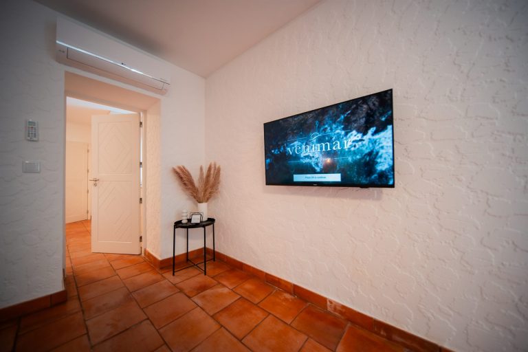 Casa 1A: living area with TV